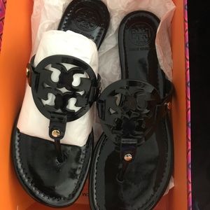 Tory burch sandals